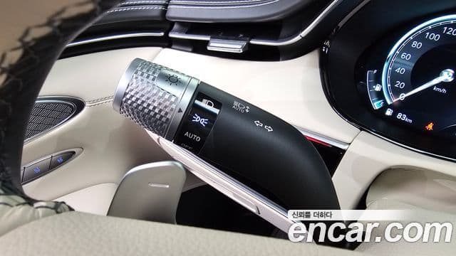 Genesis GV70 2024 — Şəkil 32/34