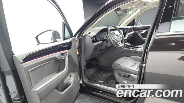 Volkswagen Touareg 2020 — Photo 15/20