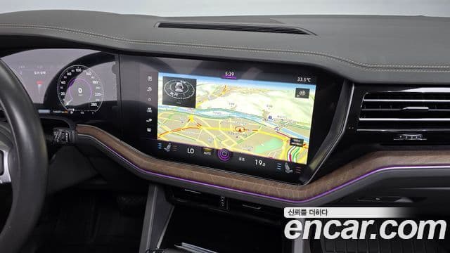 Volkswagen Touareg 2020 — Photo 12/20