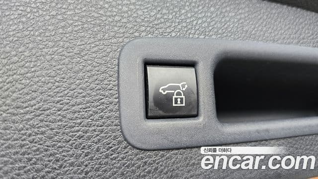 Toyota Sienna 2025 — Photo 19/34
