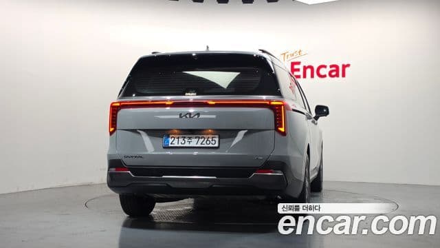 Kia Carnival 2025 — Фото 4/20