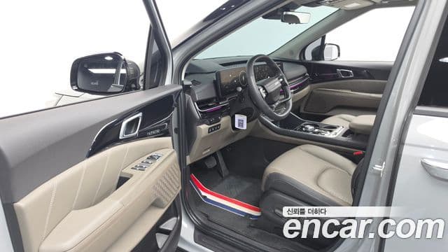 Kia Carnival 2025 — Фото 10/20