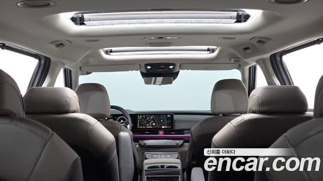 Kia Carnival 2025 — Фото 17/20