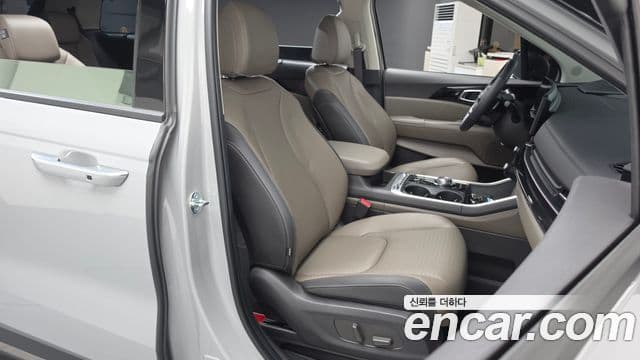 Kia Carnival 2025 — ფოტო 4/35