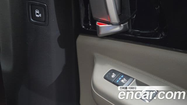 Kia Carnival 2025 — ფოტო 20/35