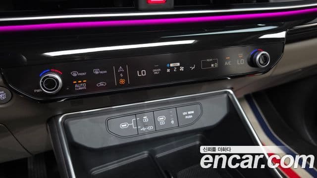 Kia Carnival 2025 — ფოტო 18/35