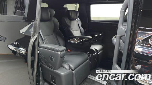Toyota Alphard 2025 — Фото 11/20