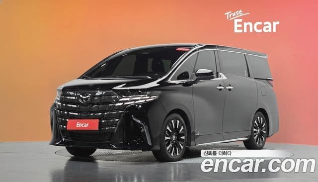Toyota Alphard 2025 — Фото 1/20
