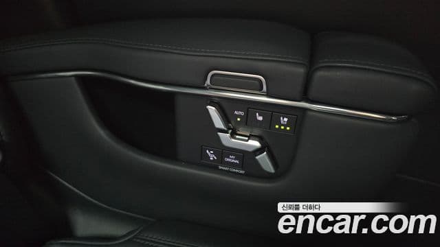 Toyota Alphard 2025 — Şəkil 8/34