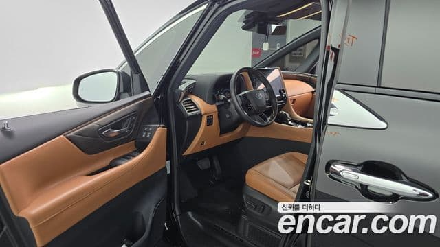 Toyota Alphard 2025 — Фото 10/20