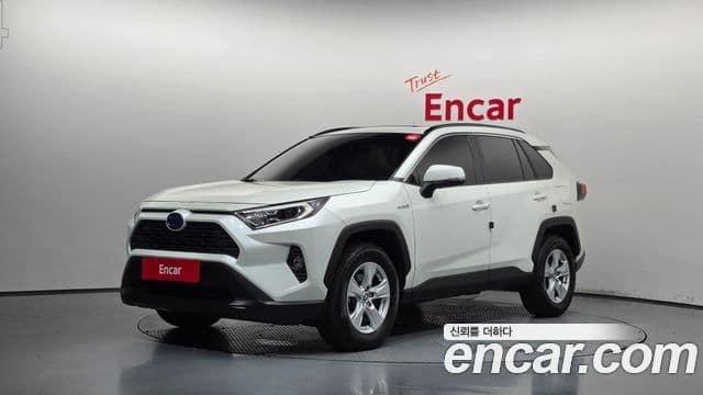 Toyota RAV4 2020 — Şəkil 13/20