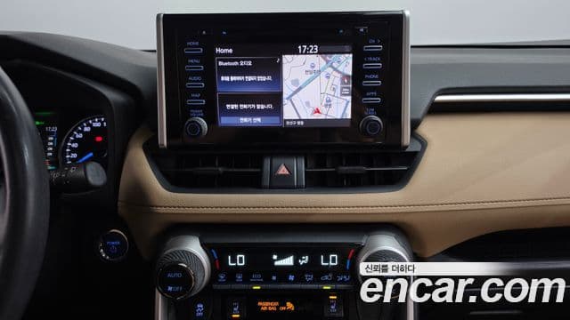 Toyota RAV4 2020 — Şəkil 19/20