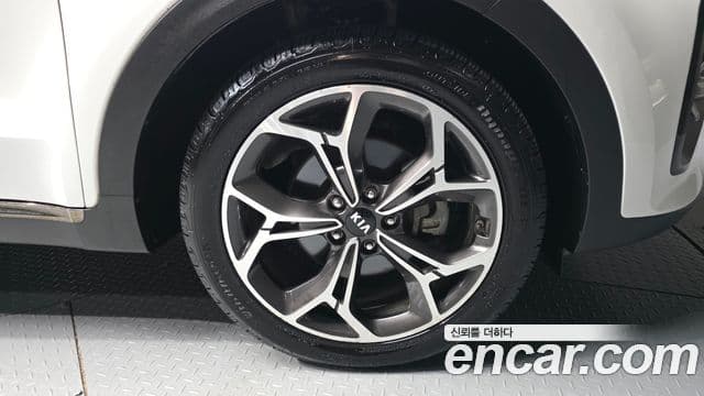 Kia Sportage The Bold 2019 — Şəkil 29/33