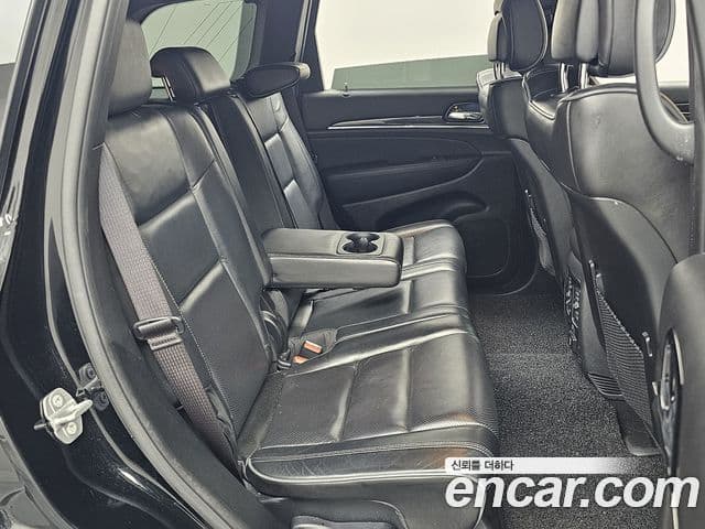 Jeep Grand Cherokee 2021 — Photo 4/20