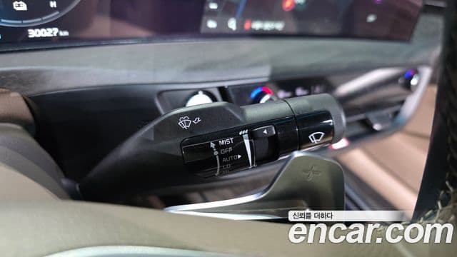 Kia K8 2021 — Şəkil 20/38