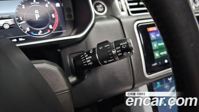 Land Rover Range Rover 2019 — Фото 16/20