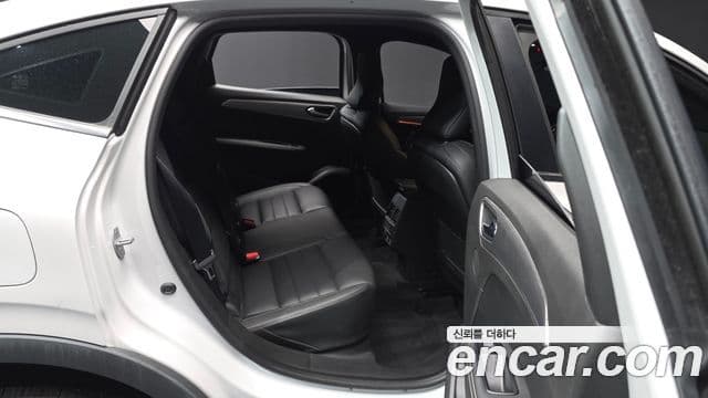 Renault Samsung Arkana 2024 — Фото 12/20