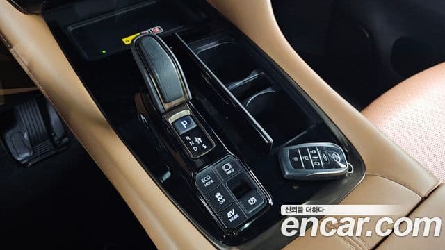 Toyota Alphard 2024 — Фото 9/20