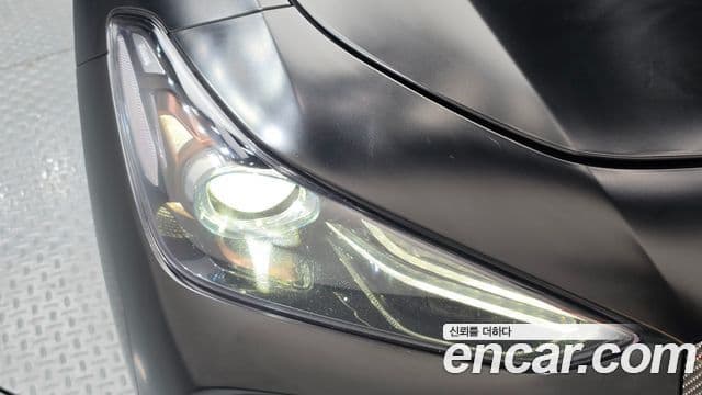 Genesis G70 2020 — ფოტო 16/35