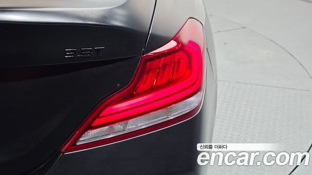 Genesis G70 2020 — ფოტო 25/35