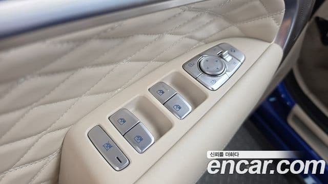Genesis G70 2020 — ფოტო 9/35