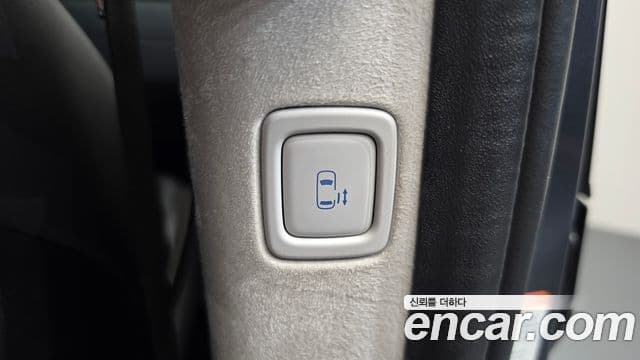 Hyundai Staria 2022 — Фото 16/20