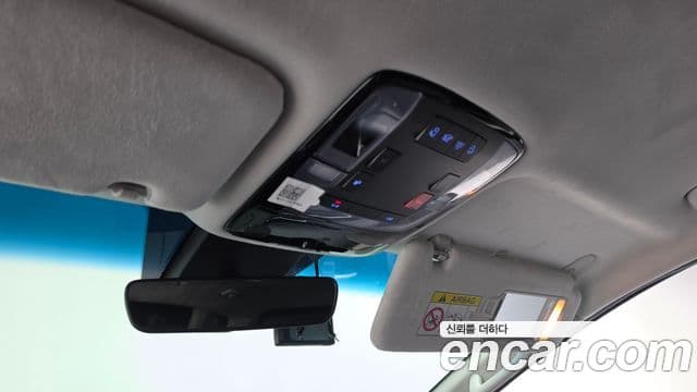 Hyundai Staria 2022 — Фото 19/20