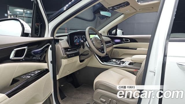 Kia Carnival 2023 — Фото 10/20