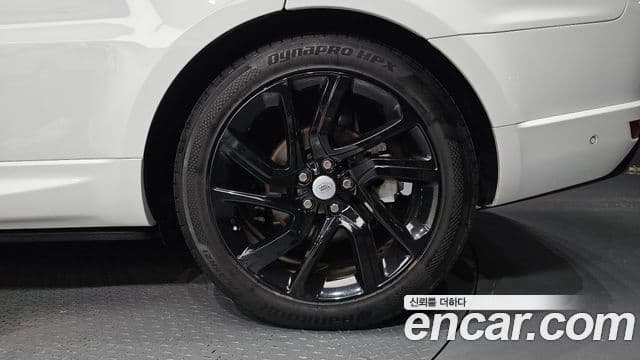 Land Rover Range Rover Sport 2019 — ფოტო 32/35