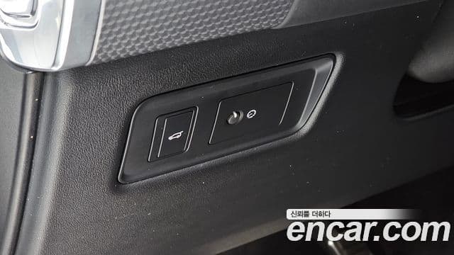 Land Rover Range Rover Sport 2019 — ფოტო 8/35
