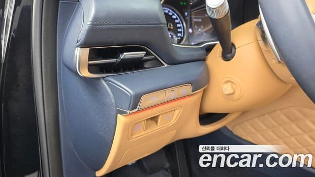 Genesis GV80 2023 — ფოტო 26/32