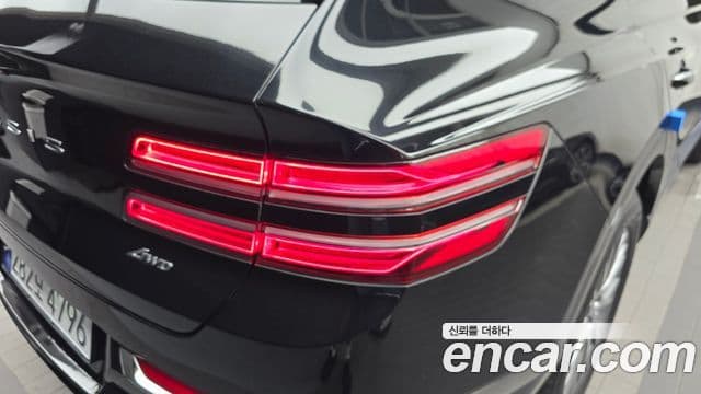 Genesis GV80 2023 — ფოტო 15/32