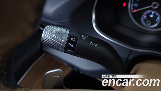 Genesis GV80 2023 — ფოტო 25/32