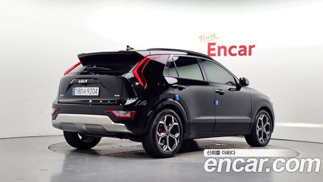 Kia Niro 2025 — Фото 2/20