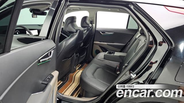 Kia Niro 2025 — Фото 11/20