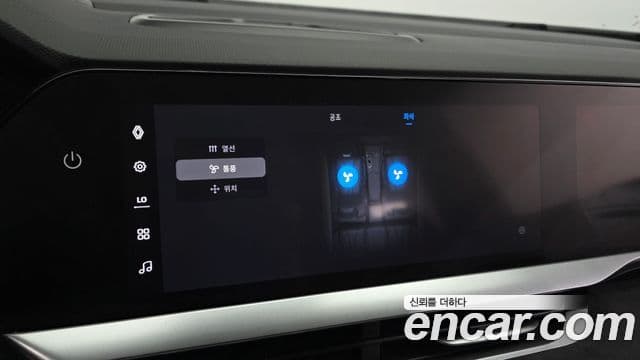 Renault Samsung Grand Koleos 2024 — ფოტო 15/33