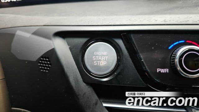 Kia K8 2022 — Photo 12/32