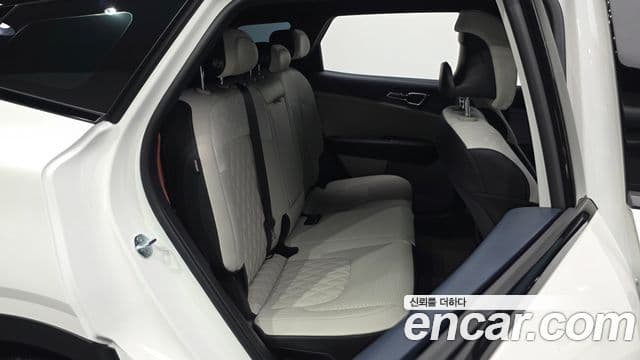 Kia Sportage 2025 — Фото 11/20