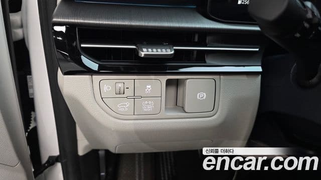 Kia Sportage 2025 — Photo 12/30