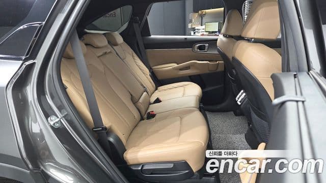 Kia Sorento 2024 — Фото 12/20