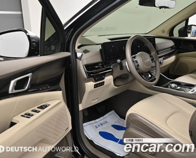 Kia Carnival 2024 — Фото 10/20