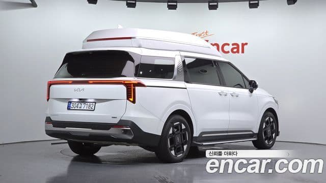 Kia Carnival 2024 — ფოტო 14/31