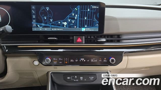 Kia Carnival 2024 — ფოტო 3/31