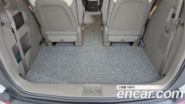 Kia Carnival 2024 — ფოტო 13/31
