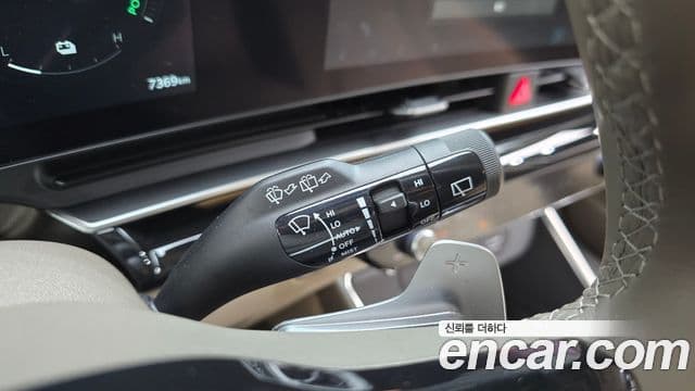 Kia Carnival 2024 — ფოტო 29/31