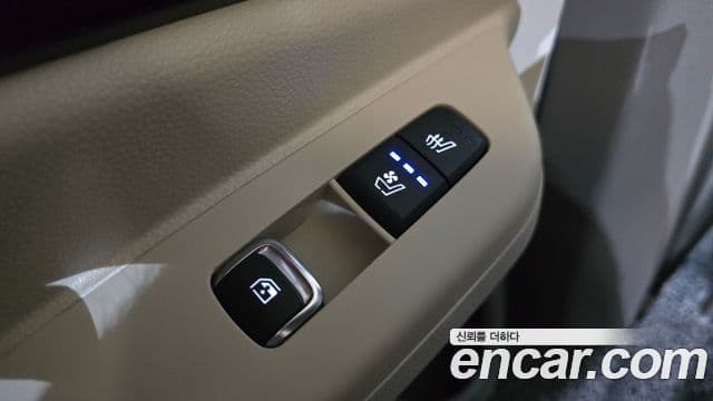 Kia Carnival 2024 — ფოტო 5/31
