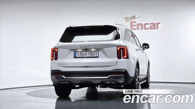 Kia Sorento 2025 — Фото 4/20