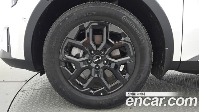 Kia Sorento 2025 — Фото 5/20