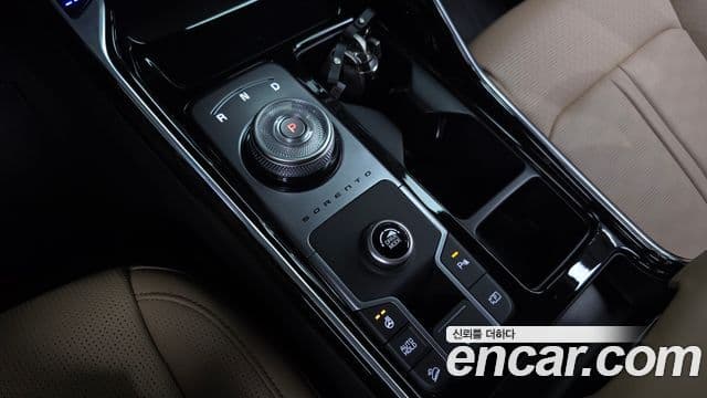 Kia Sorento 2025 — Фото 8/20