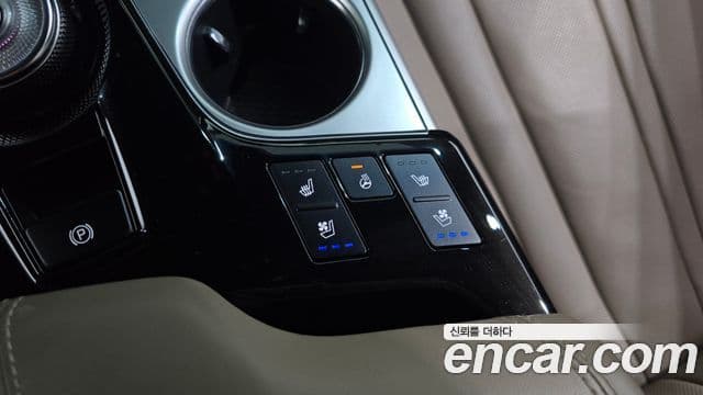 Kia K8 2021 — Photo 5/20